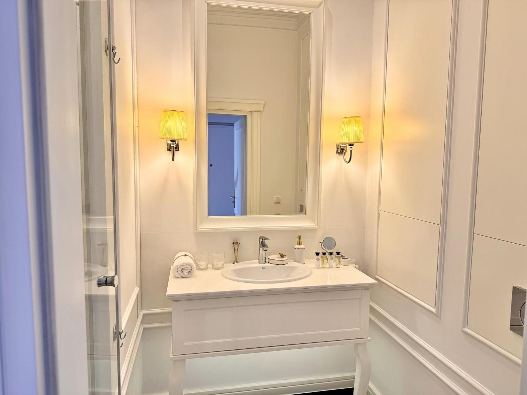 Mondrian Luxury Suites Unesco Old Town Warsaw Bilik gambar