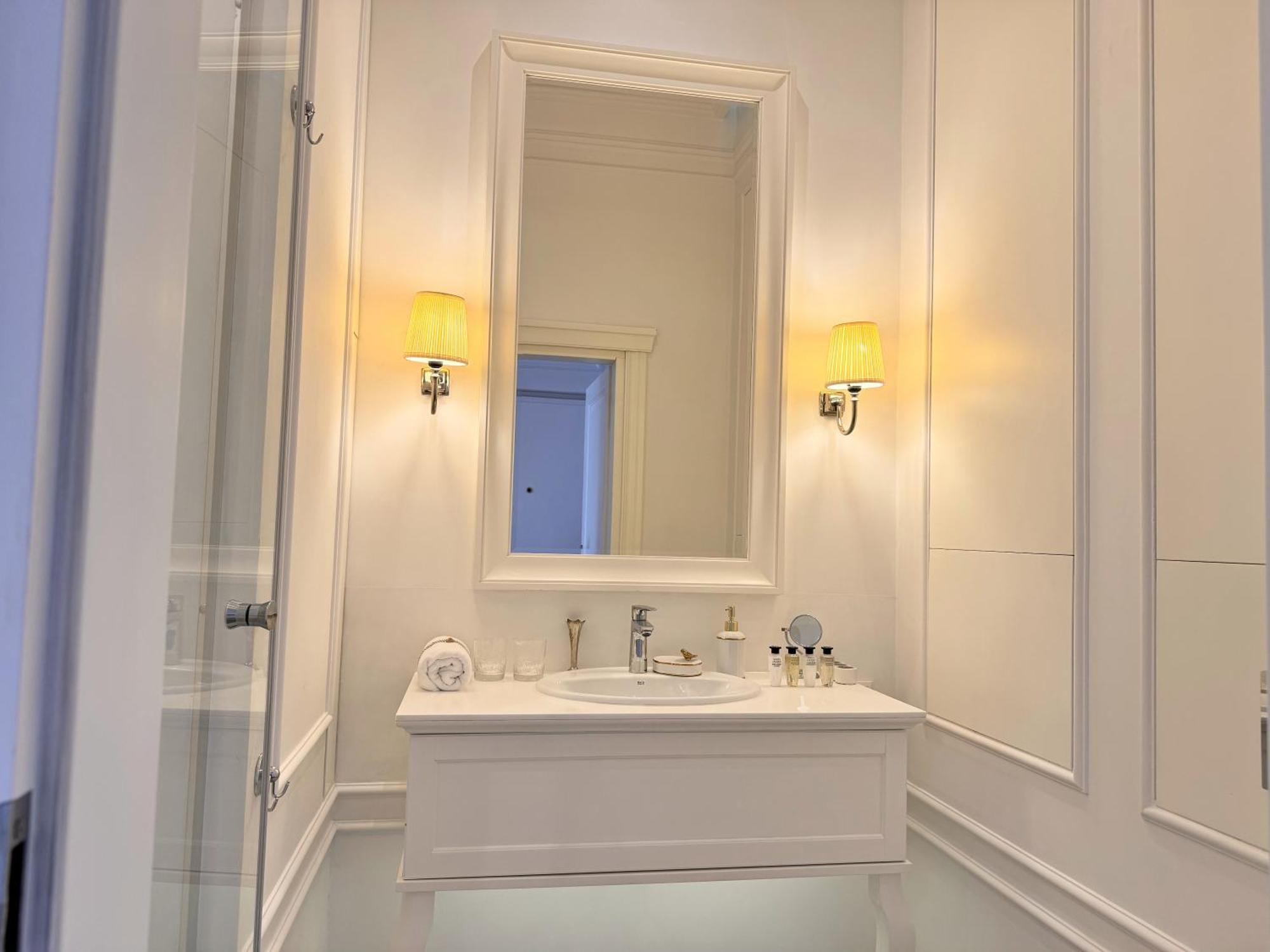 Mondrian Luxury Suites Unesco Old Town Warsaw Bilik gambar